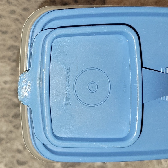 Tupperware: Container - Picture 5 of 7